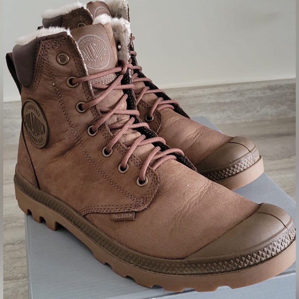 ❌ SOLD - Palladium Boots